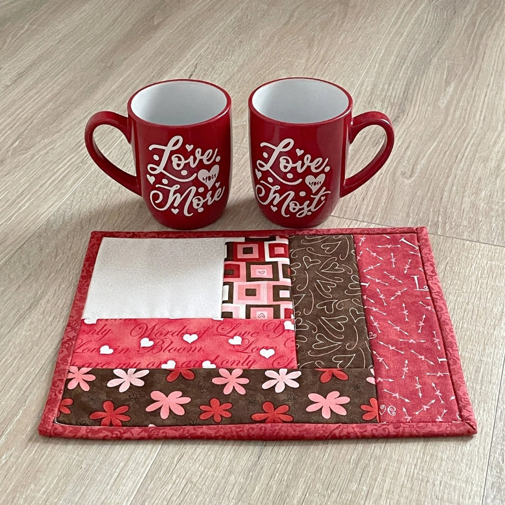 Red mug rug