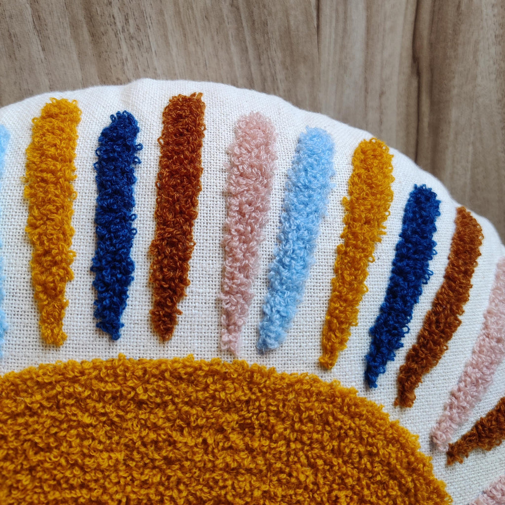 DAISY  Round Pillow Cover