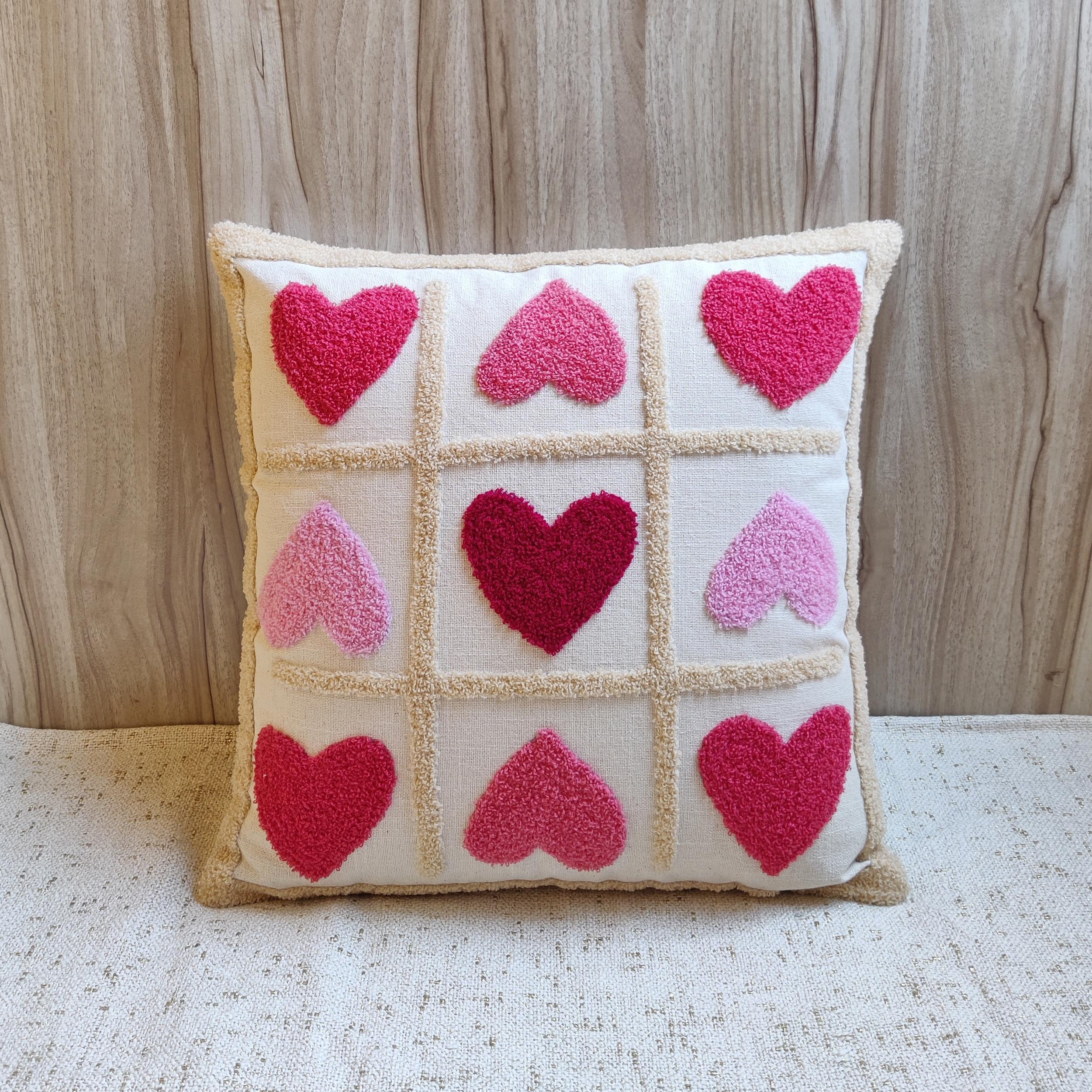 OLLIE 9 Hearts Pillow Cover