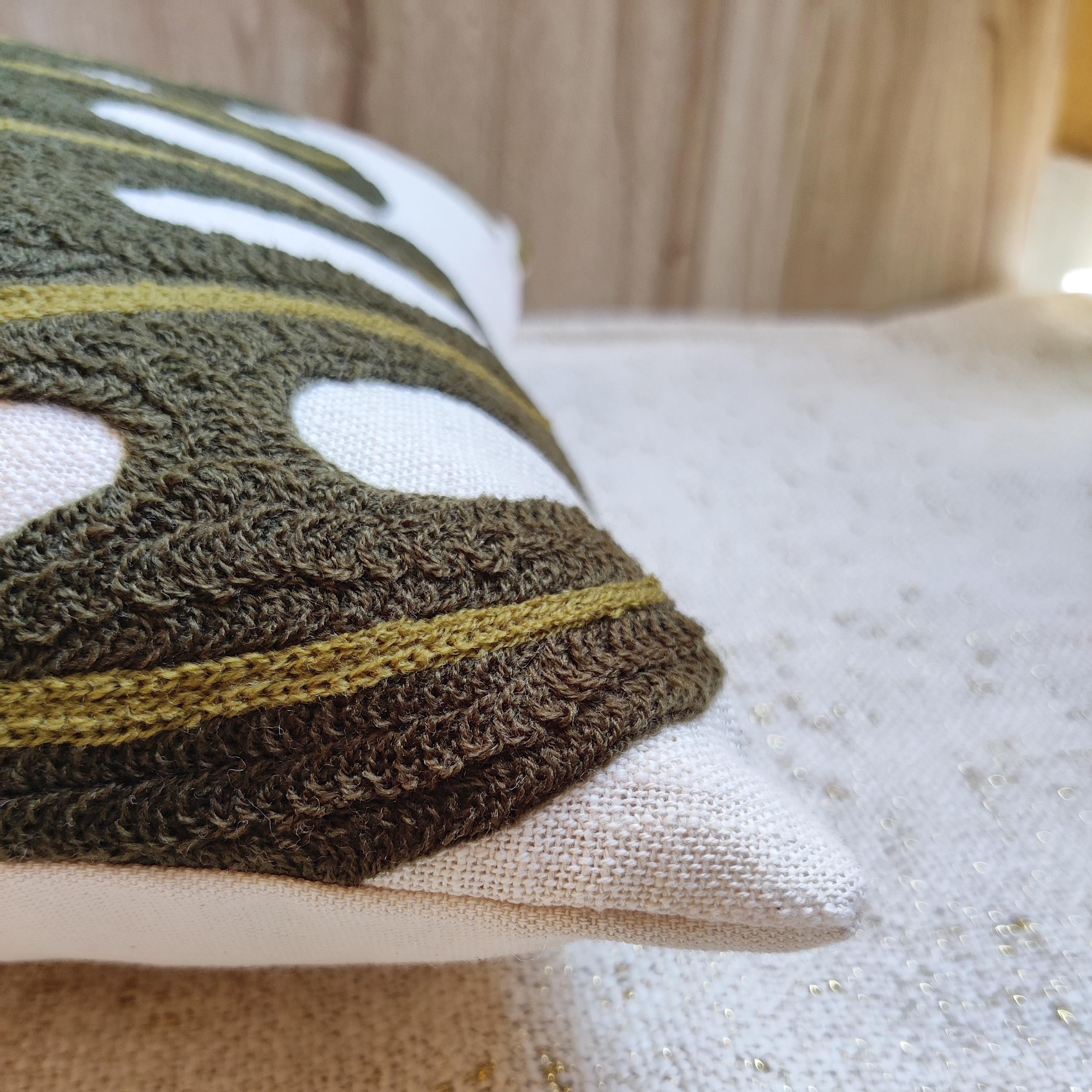 HARRY Monstera Pillow Cover